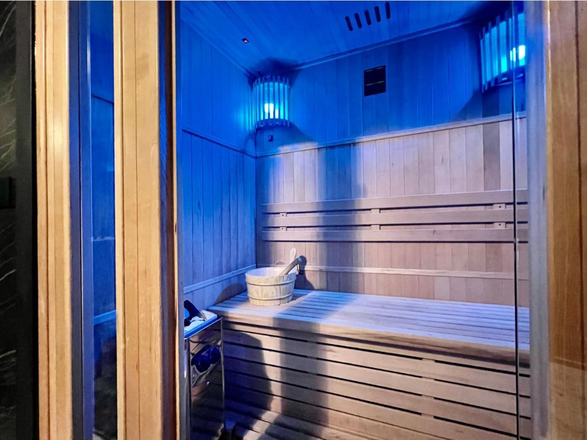 Romantic Wellness Apartment Colosseo Экстерьер фото