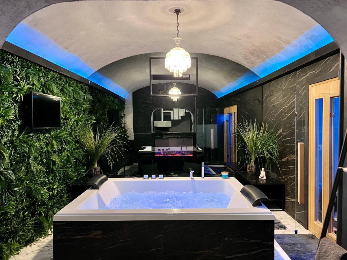 Romantic Wellness Apartment Colosseo Экстерьер фото