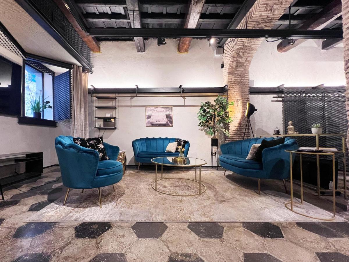 Romantic Wellness Apartment Colosseo Экстерьер фото